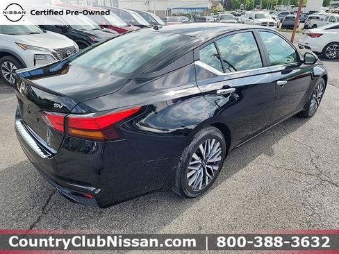 Certified 2023 Nissan Altima 2.5 SV w/ SV Premium Package FWD image 8