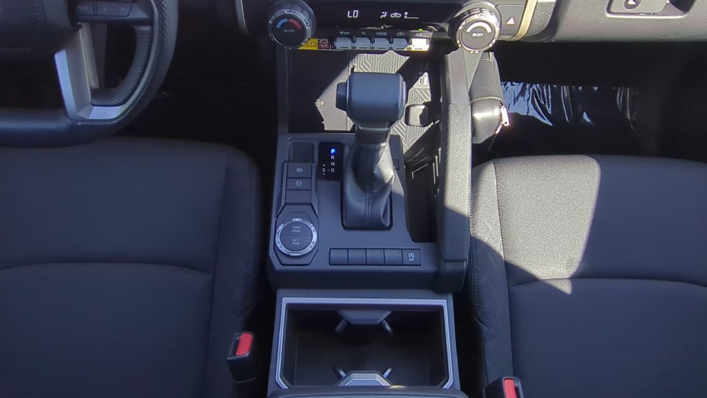Used 2024 Toyota Tacoma SR5 w/ SR5 Upgrade Package RWD image 18