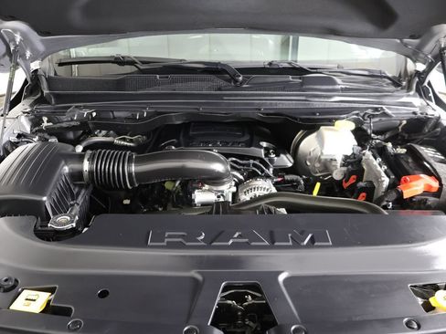 Used 2022 RAM 1500 Big Horn AWD/4WD image 18