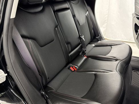 Used 2022 Jeep Compass Trailhawk w/ Trailhawk Convenience Group image 31