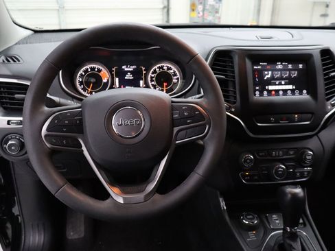 Used 2021 Jeep Cherokee Latitude Lux AWD/4WD image 18