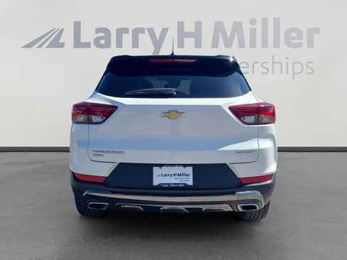Used 2023 Chevrolet TrailBlazer ACTIV w/ Sun and Liftgate Package AWD/4WD image 4