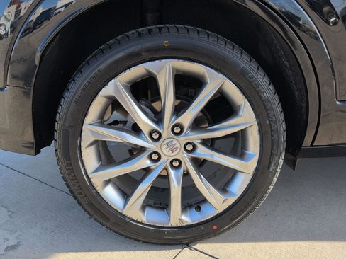 Used 2024 Buick Encore GX Avenir w/ Avenir Technology Package image 13