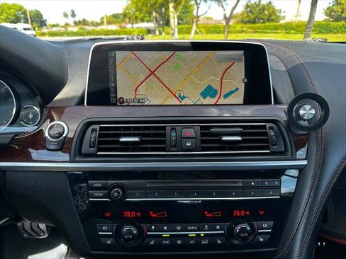 Used 2016 BMW 640i Convertible image 18