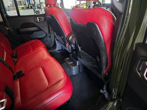 Used 2024 Jeep Wrangler Unlimited Rubicon 392 AWD/4WD image 23