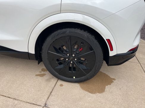 New 2025 Ford Mustang Mach-E GT image 25