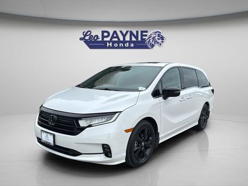 Certified 2024 Honda Odyssey Sport image 3