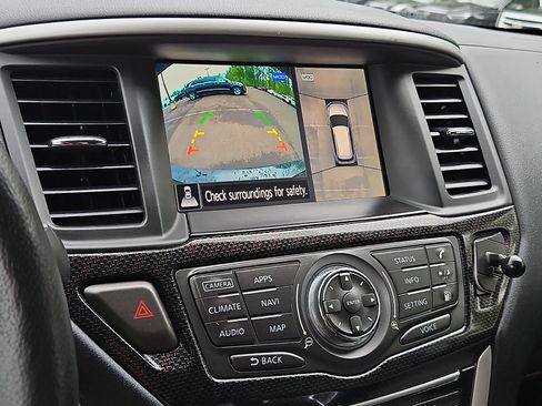 Used 2020 Nissan Pathfinder SL w/ Rock Creek Edition AWD/4WD image 18