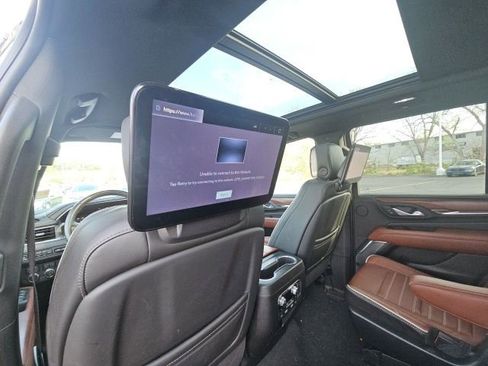 Used 2023 GMC Yukon Denali Ultimate image 32