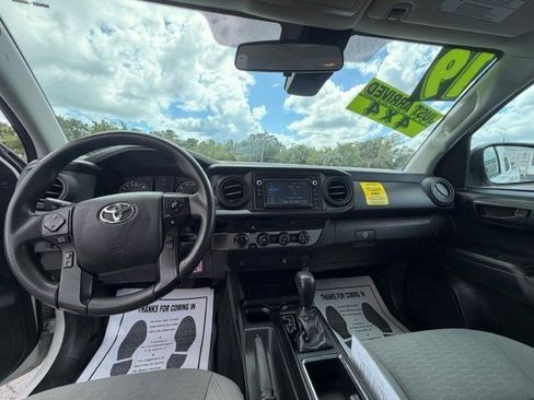 Used 2019 Toyota Tacoma SR AWD/4WD image 10