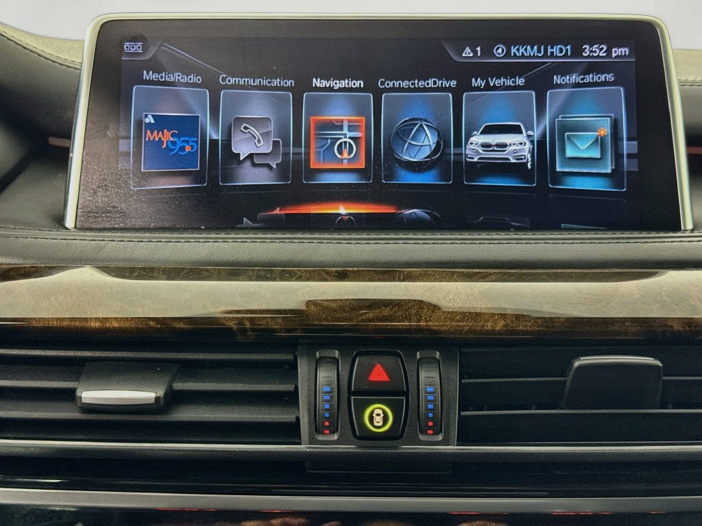 Used 2017 BMW X5 xDrive50i AWD/4WD image 19