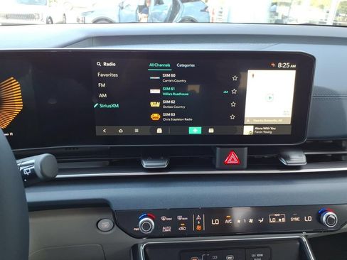 New 2026 Kia Carnival EX FWD image 22
