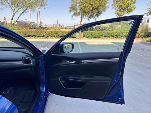 Used 2020 Honda Civic LX image 15