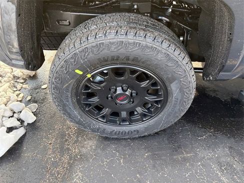 New 2026 Toyota Tacoma SR5 image 17