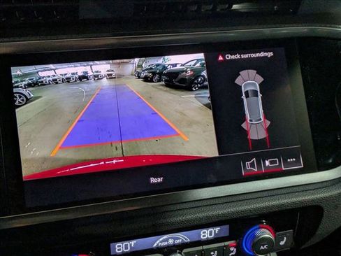 Certified 2025 Audi Q3 2.0T Premium image 14