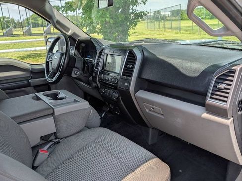 Used 2017 Ford F150 XLT w/ Equipment Group 302A Luxury AWD/4WD image 32