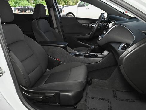 Used 2023 Chevrolet Malibu LT FWD image 42