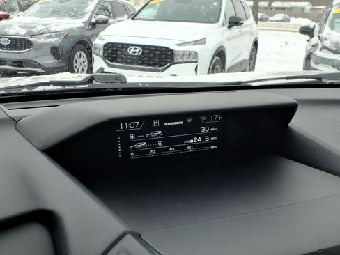 Used 2023 Subaru Forester Premium image 19