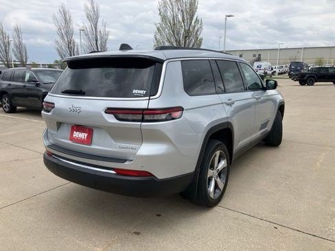 Used 2025 Jeep Grand Cherokee L Limited AWD/4WD image 9