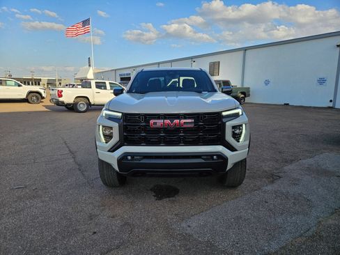 New 2026 GMC Canyon Elevation w/ Convenience Package RWD image 8