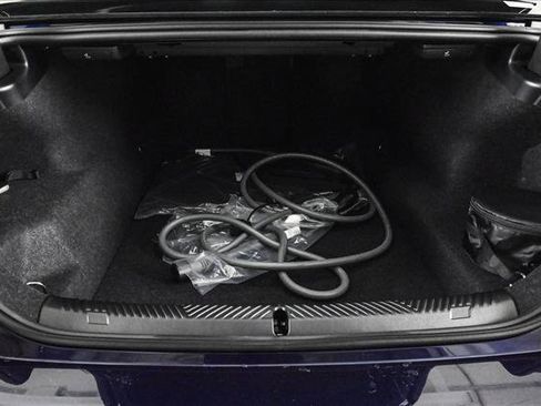 Used 2026 BMW 550e xDrive w/ Premium Package image 6