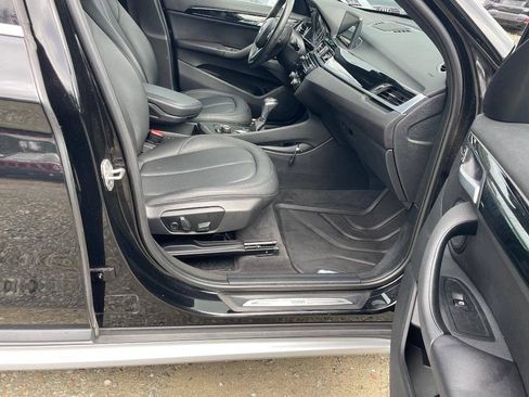 Used 2017 BMW X1 xDrive28i AWD/4WD image 12