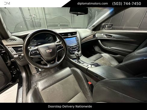 Used 2017 Cadillac CTS V w/ Luxury Package image 17