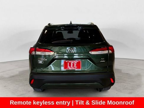 Used 2023 Toyota Corolla Cross LE w/ Moonroof Package image 5