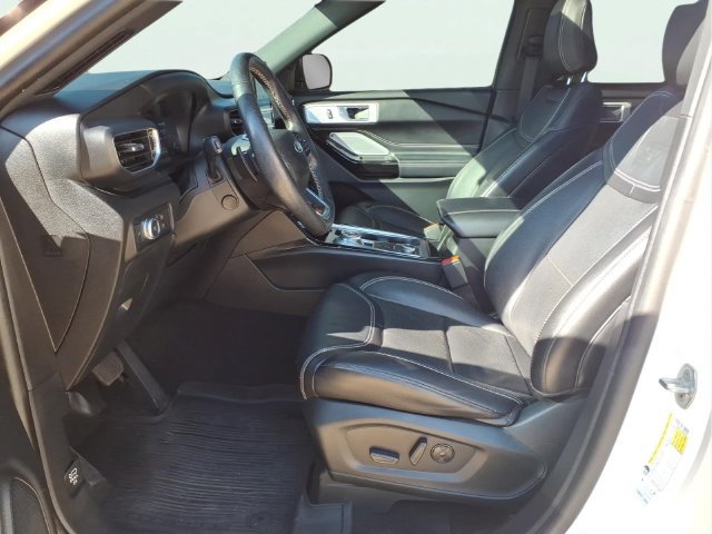 Used 2021 Ford Explorer ST w/ Equipment Group 401A AWD/4WD image 18