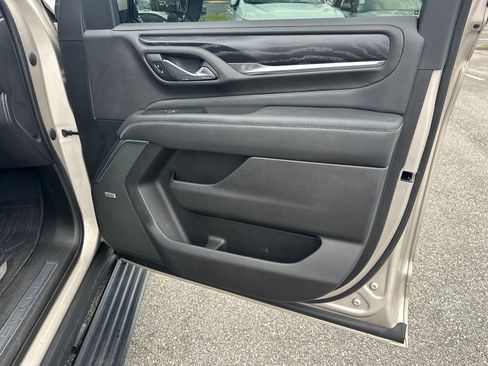 Used 2021 GMC Yukon XL Denali w/ Denali Premium Package RWD image 14