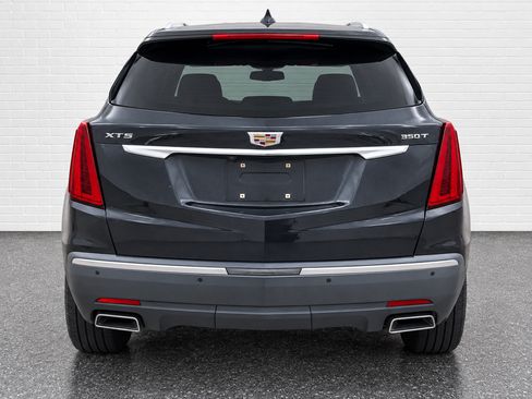 Used 2021 Cadillac XT5 Luxury FWD image 3