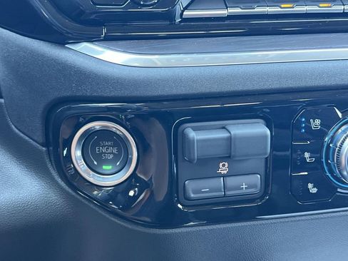 New 2026 GMC Sierra 1500 SLT w/ SLT Premium Package image 16