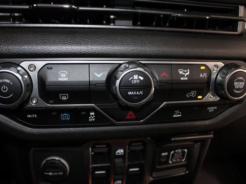 Used 2025 Jeep Wrangler Unlimited Sport S 4xe AWD/4WD image 47