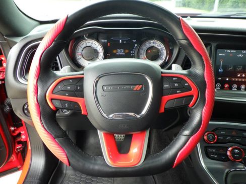 Used 2017 Dodge Challenger T/A image 19