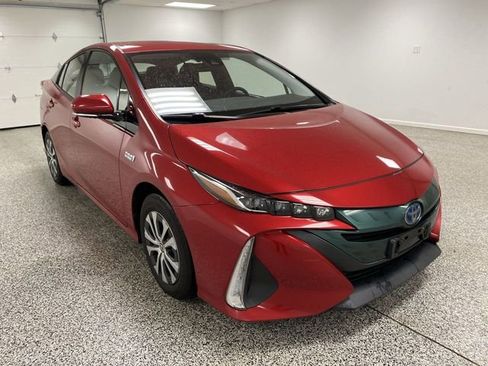 Used 2020 Toyota Prius Prime XLE image 52
