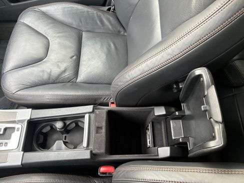 Used 2011 Volvo XC60 3.2 image 31