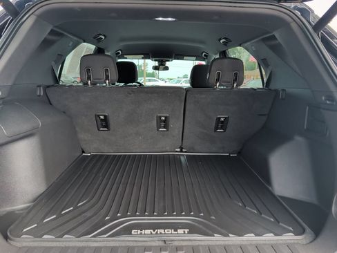 Used 2019 Chevrolet Equinox LT w/ Driver Convenience Package FWD image 18