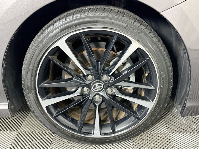 Used 2020 Toyota Camry XSE FWD image 29