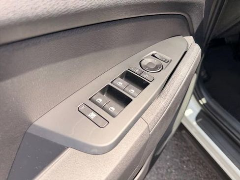 New 2026 Kia Sportage LX AWD/4WD image 16