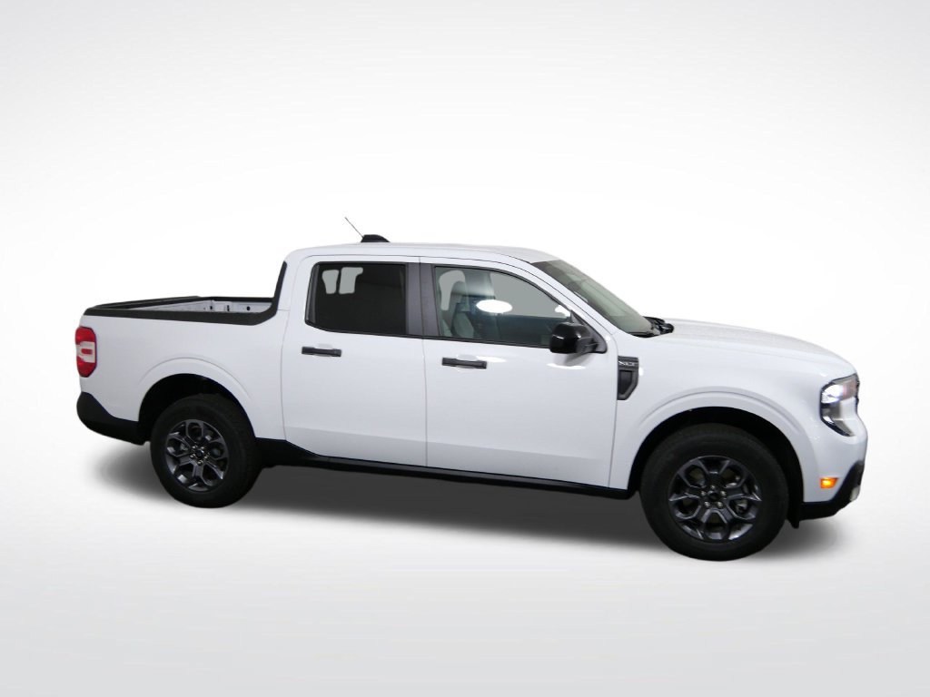 Used 2026 Ford Maverick XLT w/ Equipment Group 301A AWD/4WD image 2