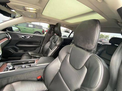 Used 2024 Volvo S60 B5 Plus FWD image 21