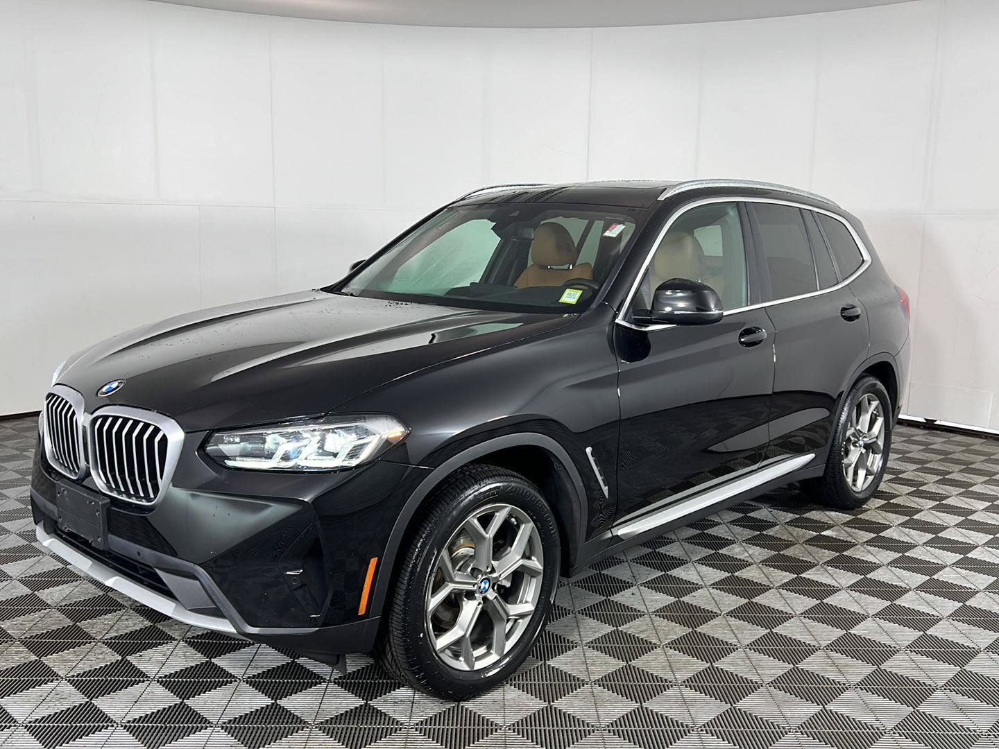 Used 2024 BMW X3 xDrive30i w/ Premium Package AWD/4WD image 13