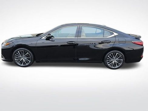 Used 2023 Lexus ES 350 w/ Premium Package image 4