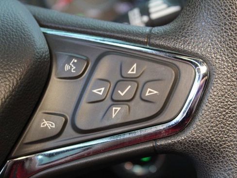 Used 2018 Chevrolet Cruze LT image 20