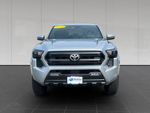 Used 2026 Toyota Tacoma SR5 AWD/4WD image 8