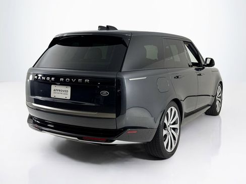 Used 2023 Land Rover Range Rover SE image 5