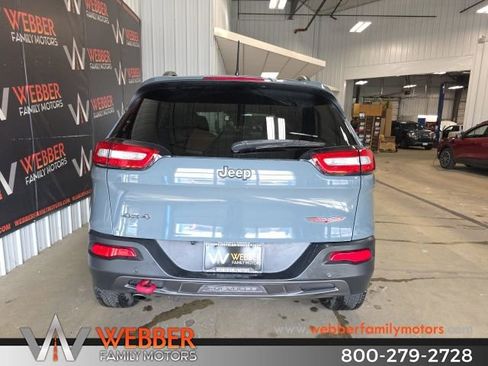 Used 2014 Jeep Cherokee Trailhawk w/ Cold Weather Group image 5