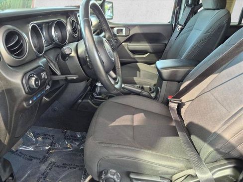 Used 2023 Jeep Wrangler Unlimited w/ Cold Weather Group AWD/4WD image 11