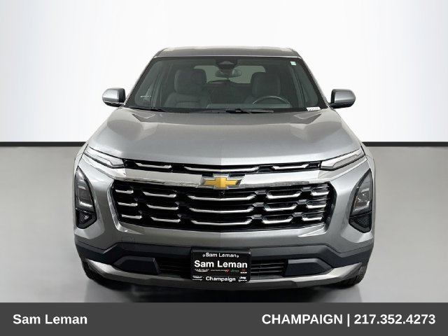 Used 2025 Chevrolet Equinox LT FWD image 2