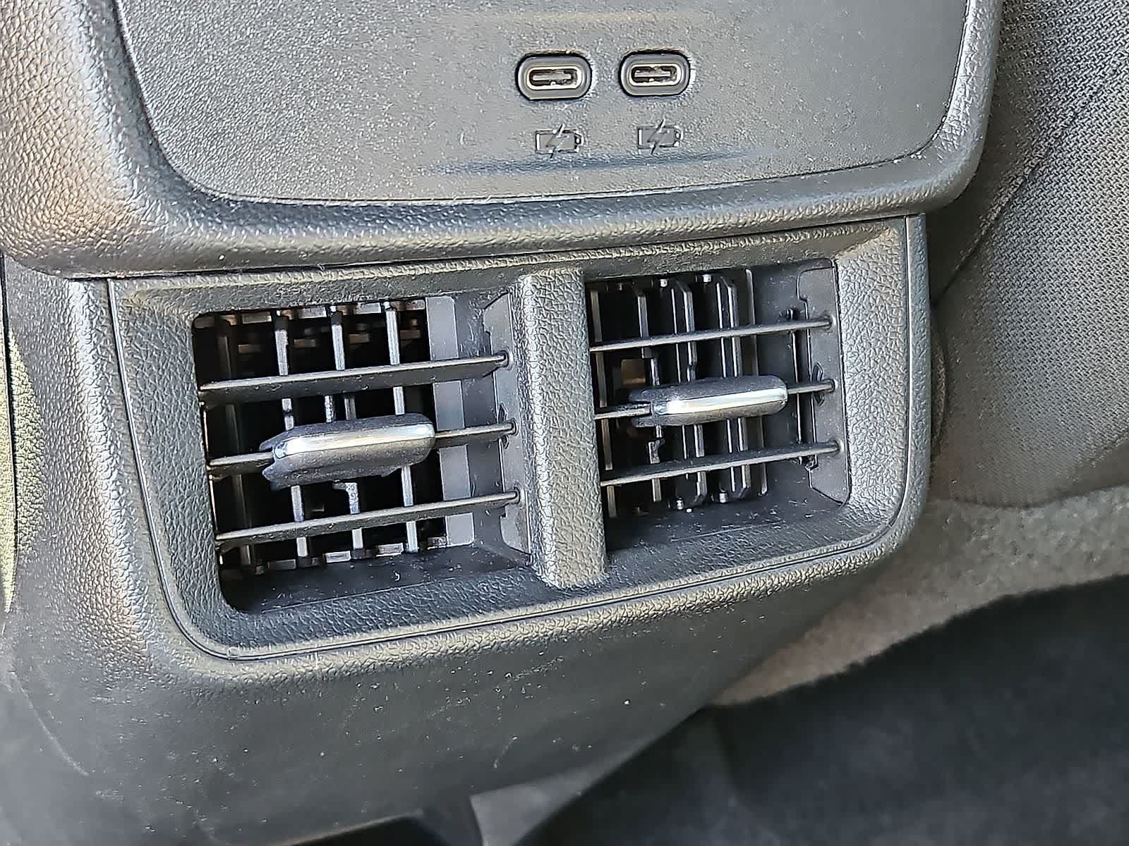 Certified 2025 Chevrolet Equinox LT FWD image 27
